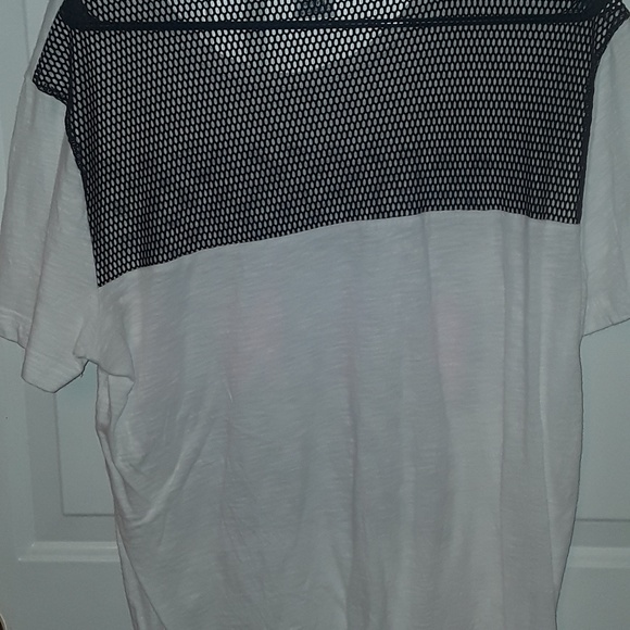 Pink... tee - Picture 3 of 4